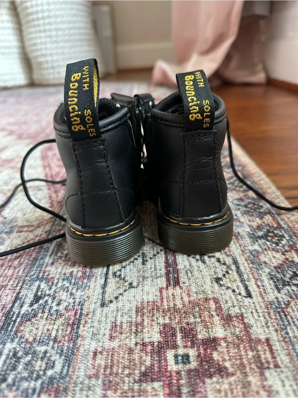 Dr. Martens classic black